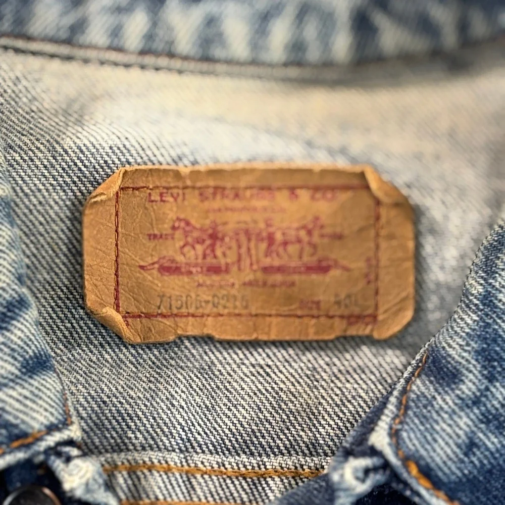 Levi's 71506‎ 0216 Vintage Trucker Jacket Men's 40 Made in Canada Denim Distress
